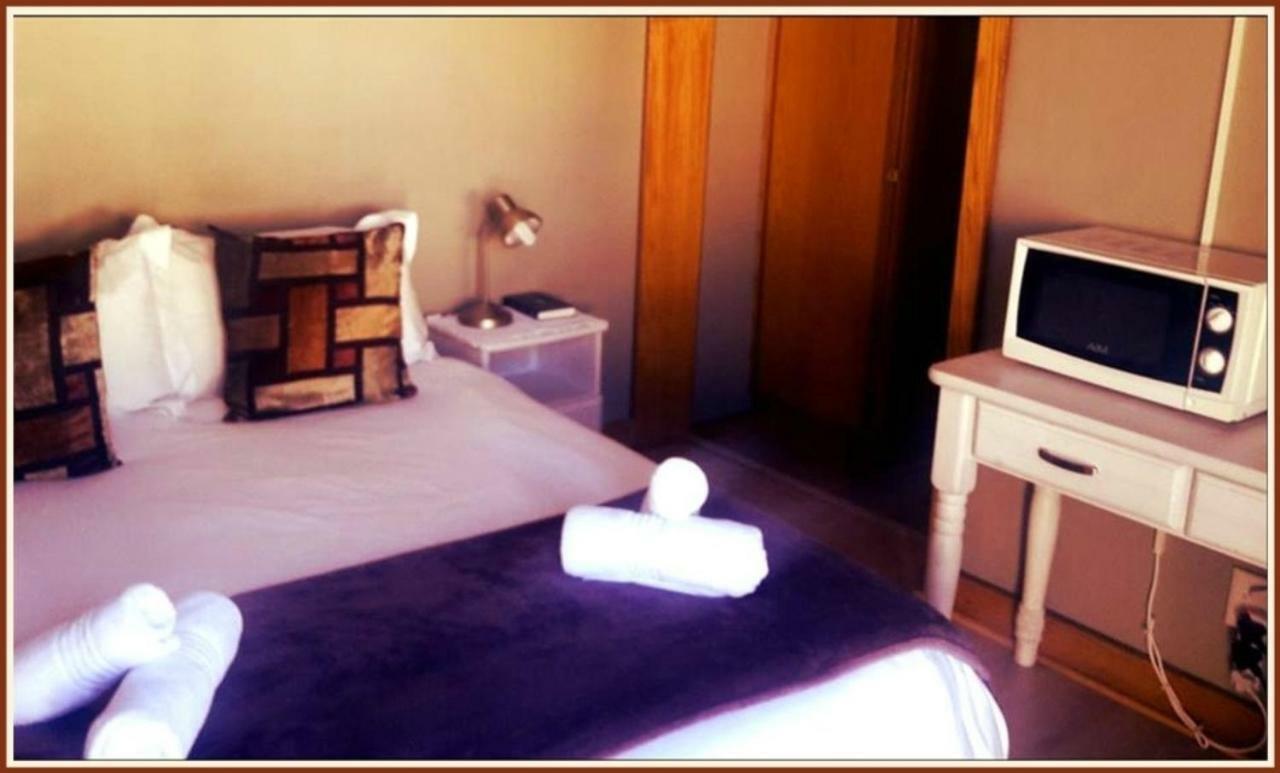 Jock-Inn Guest House Bloemfontein Exterior foto