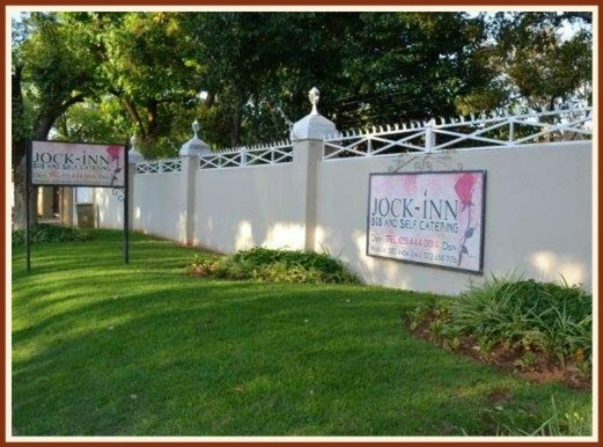 Jock-Inn Guest House Bloemfontein Exterior foto