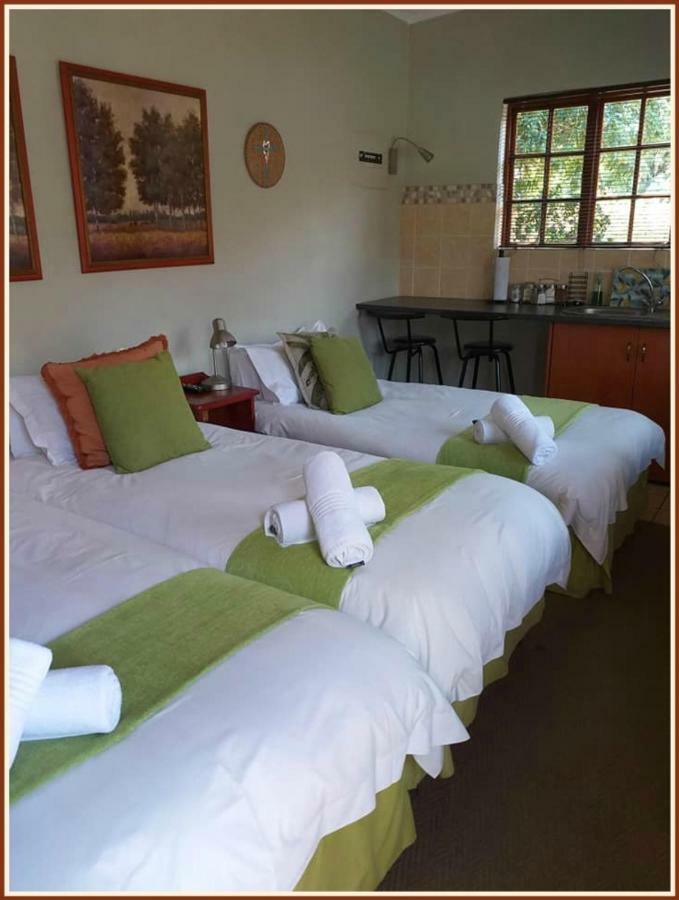 Jock-Inn Guest House Bloemfontein Exterior foto