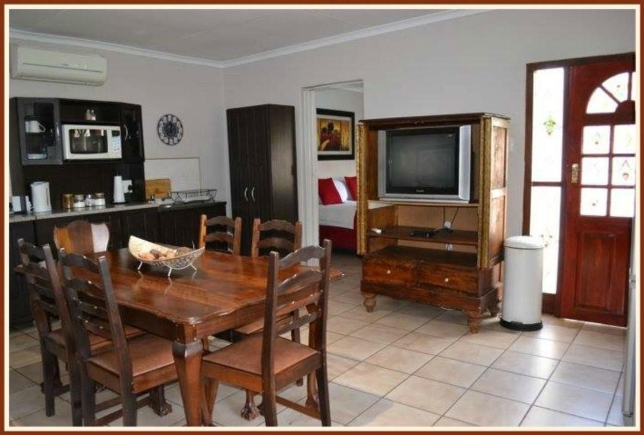 Jock-Inn Guest House Bloemfontein Exterior foto