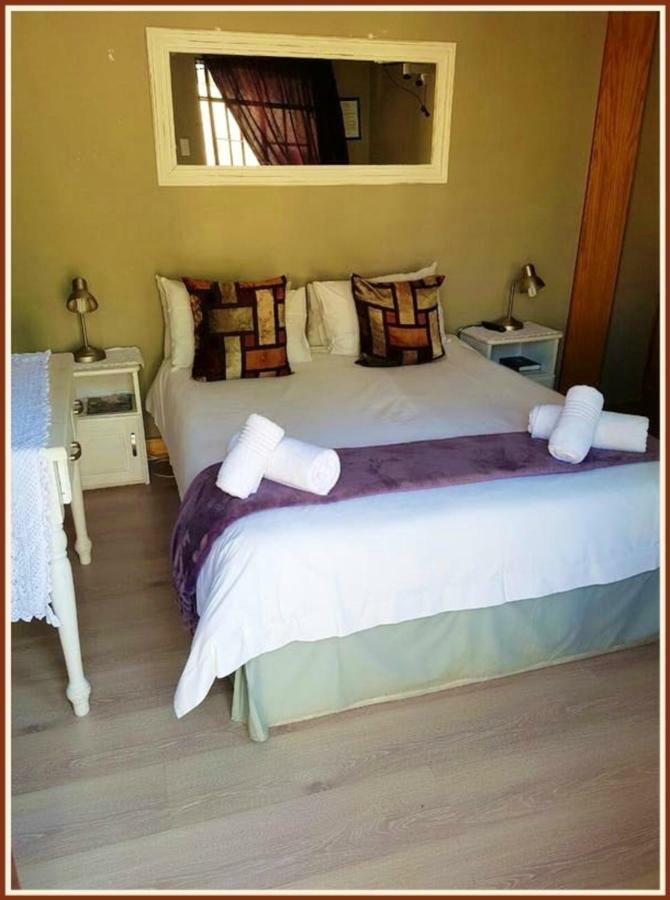 Jock-Inn Guest House Bloemfontein Exterior foto