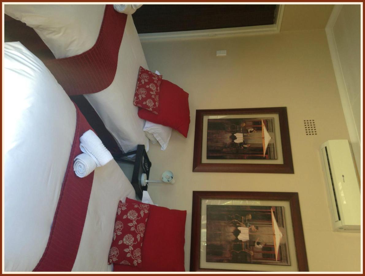 Jock-Inn Guest House Bloemfontein Exterior foto